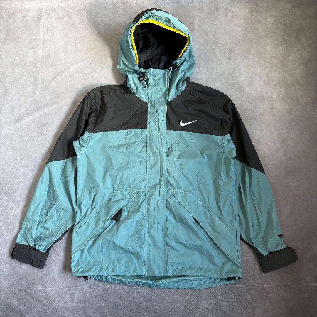 NIKE ACG ナイロンジャケット ライトブルー S