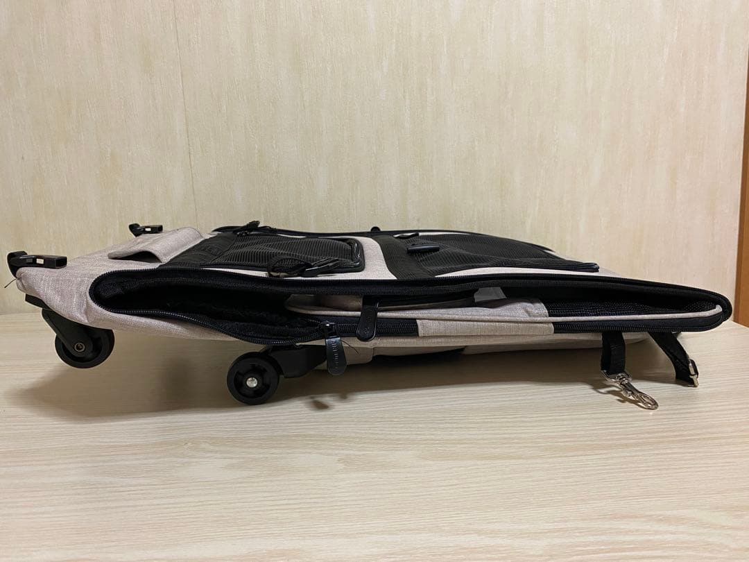 値下げ(13,000▶︎8,000)エアバギーフィット　ペットキャリー