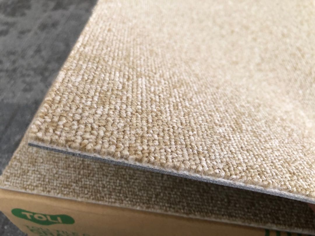 タイルカーペット　TOLI 【GA-194】新品未使用未開封　DIY東リ