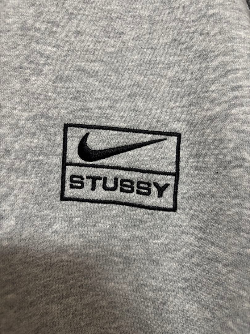 STUSSY NIKEスウェットトレーナー