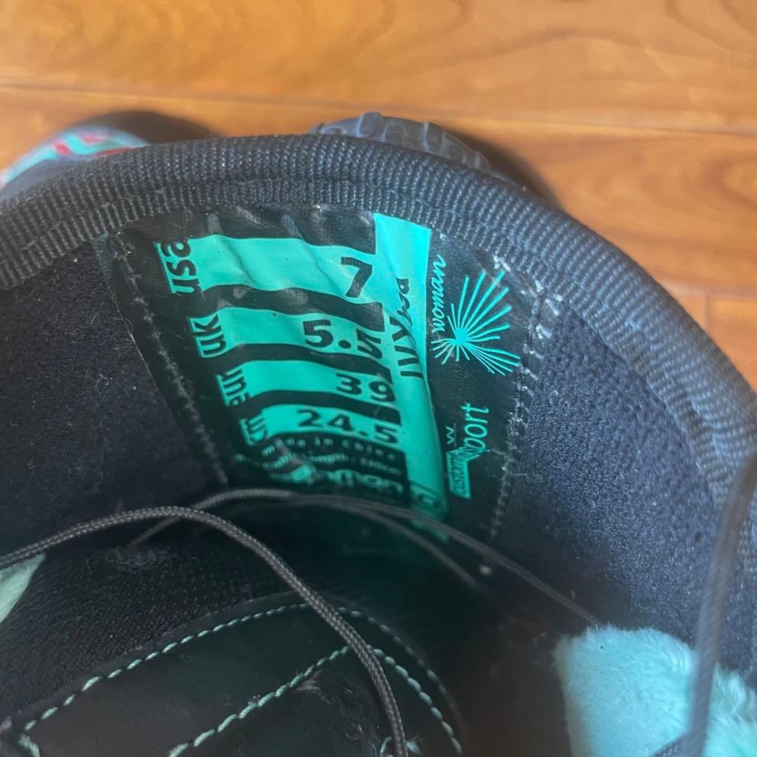 【美品】Salomon Ivy Boaスノーボードブーツ 24.5cm BOA付