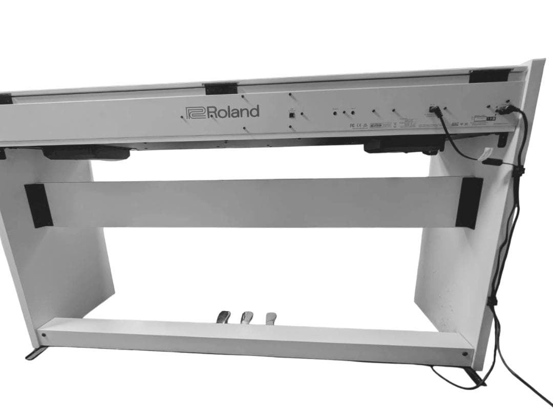 Roland 電子ピアノ F-140R-WH ホワイト 2016年製