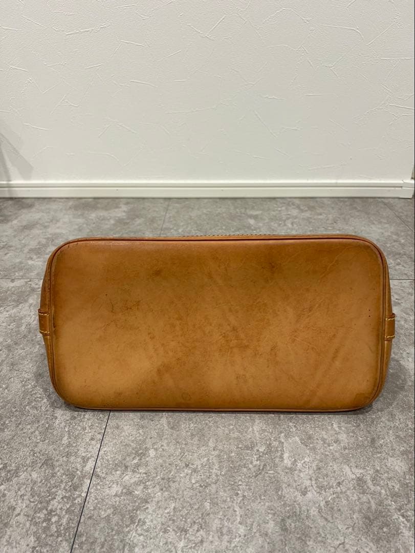 LOUIS VUITTON ルイヴィトン アルマ ハンドバッグ　モノグラム