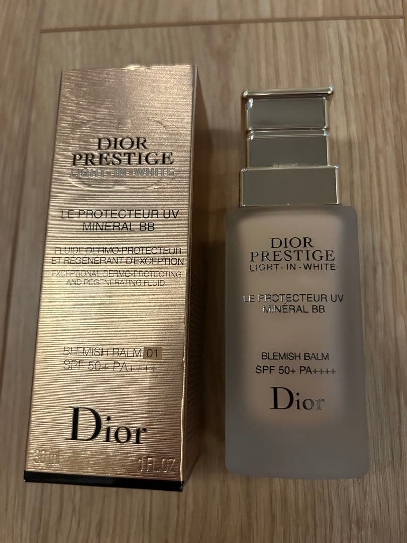 Dior Prestige プロテクターUVミネラルBBクリーム 01