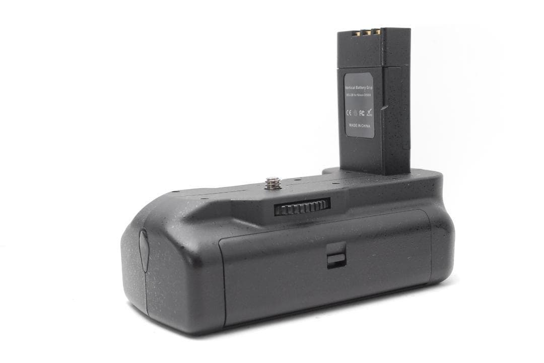 【長時間使用OK 美品】　Nikon D5000 バリアングル液晶