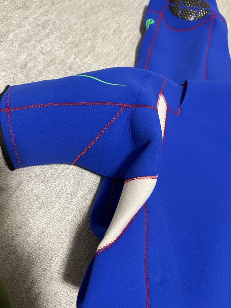 シーガルウェットスーツ　ブルー　サーフィン　 メンズ　伸縮性あります