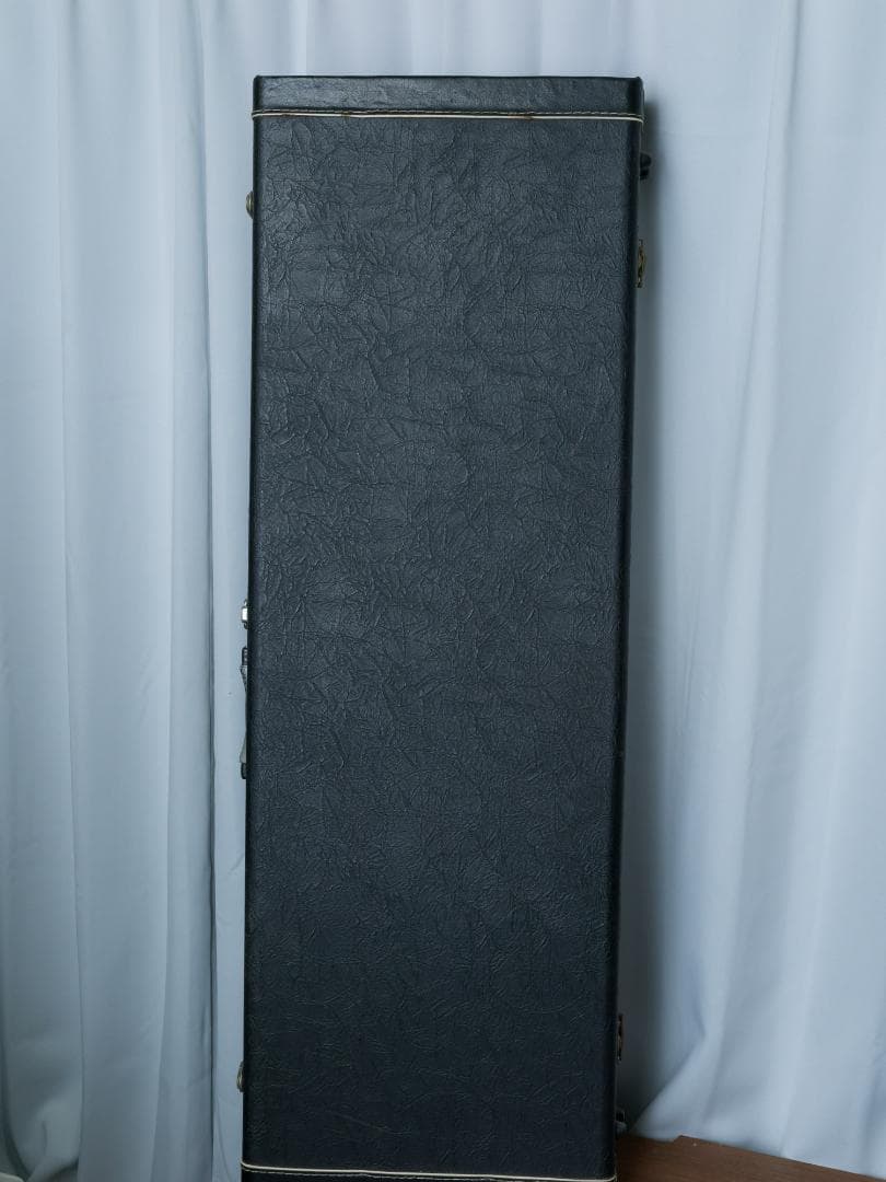 フェルナンデス ストラトキャスターモデル 石ロゴ期　セイモアピックアップ搭載