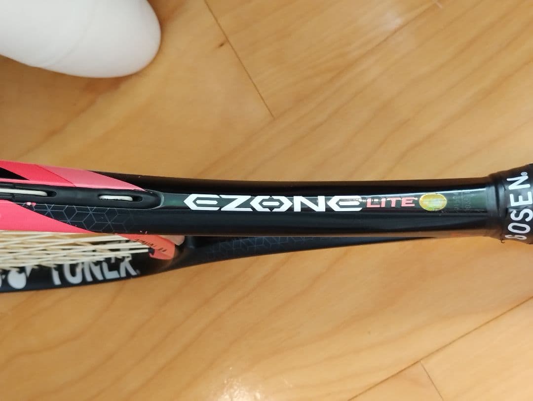 YONEX ヨネックス　EZONE LITE　100インチ✨️ピンク