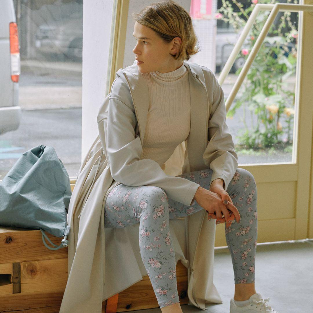 【タグ付新品未使用品】チャコット　プチローズプリントレギンス