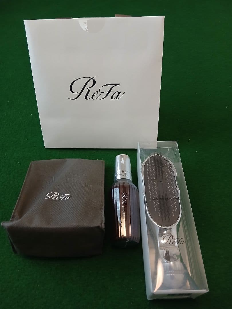 リファイオンケアブラシとロックトリートメントのセット