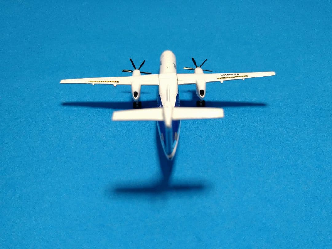 ANA全日空　DHC-8-402Q Dash 8 JA855A 1/400