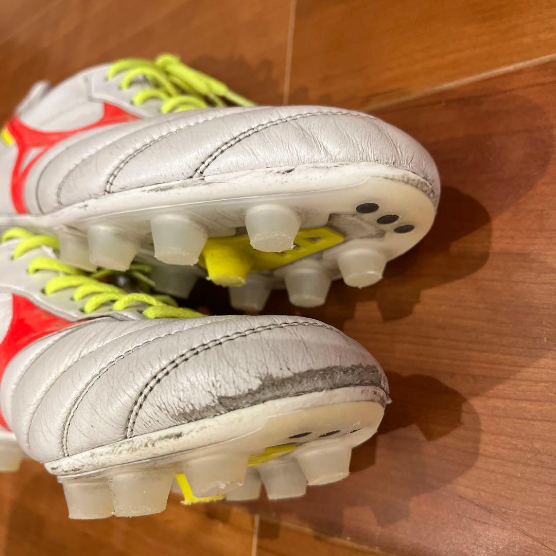 しゅん　モレリア2NEO25.5cmホワイト/オレンジ/イエロー