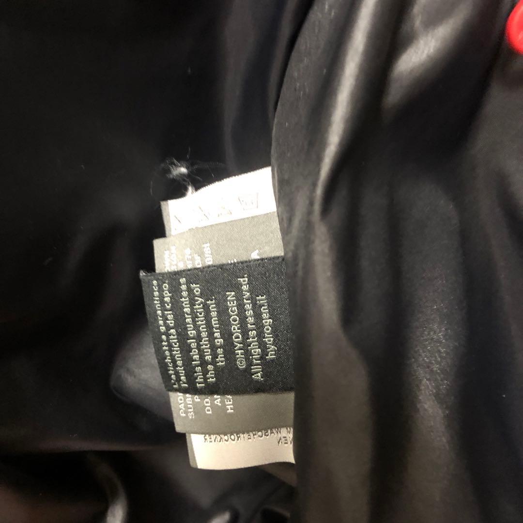 デュベティカ　伊藤