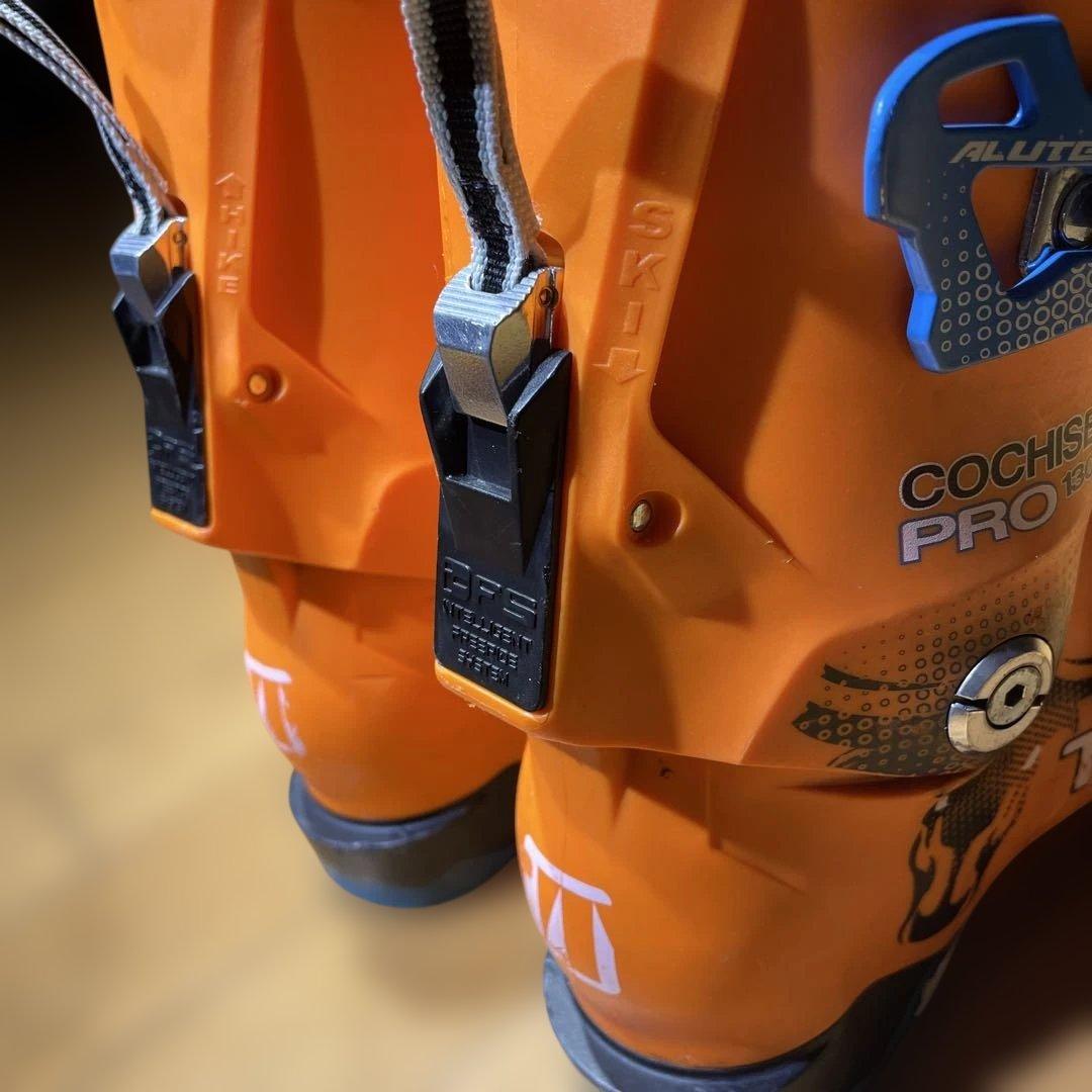 名機TECNICAテクニカCOCHISE130PRO 25.0-25.5cm