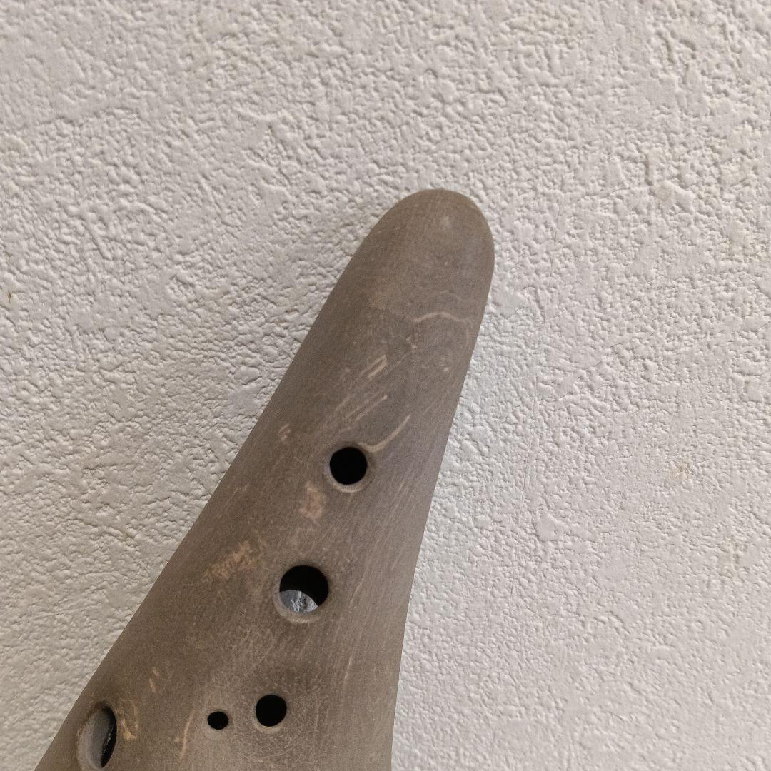 オカリナ素焼き。重さ300g程度。18センチ