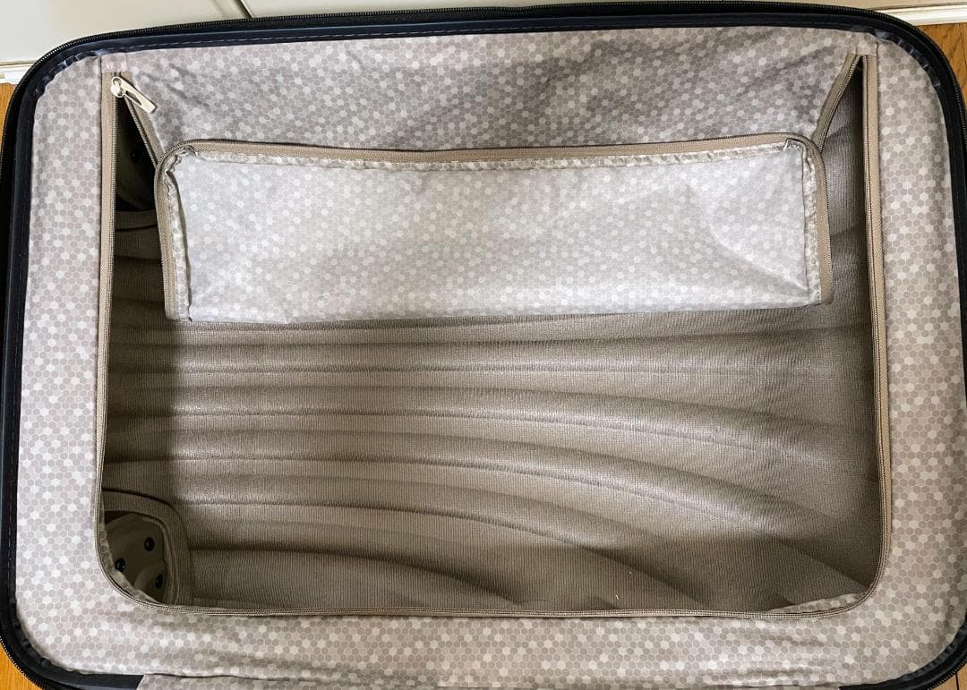 サムソナイト コスモライト 68L Mサイズ【3～5泊】