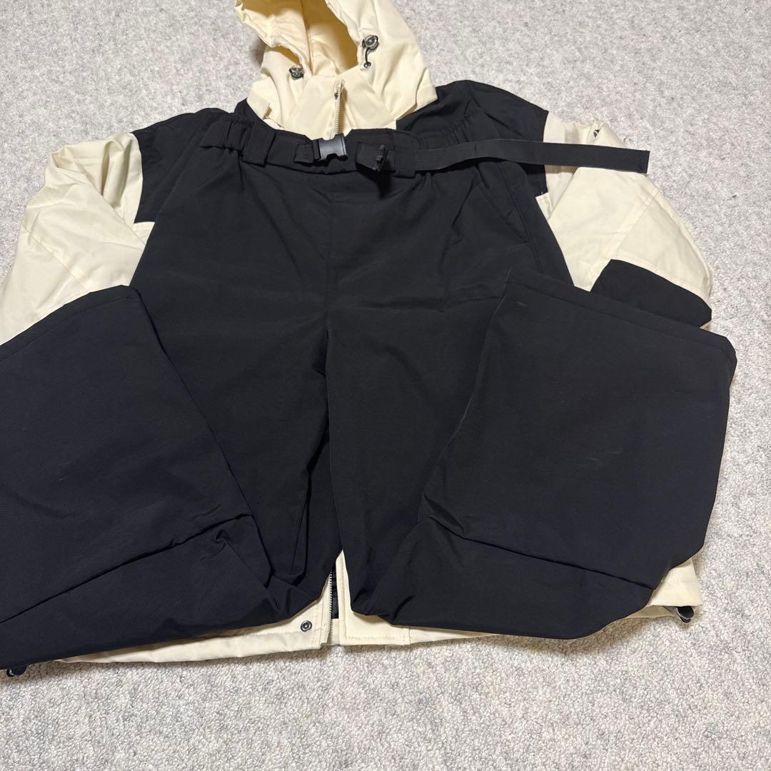 スキー、スノーボードウェア上下セットＬサイズ