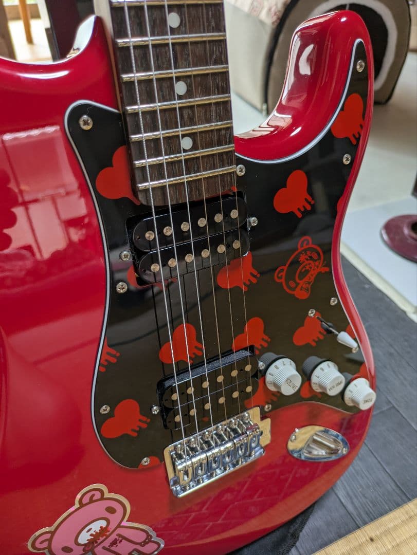 いたずらぐまのグルーミー　レッド エレキギター 　美品
