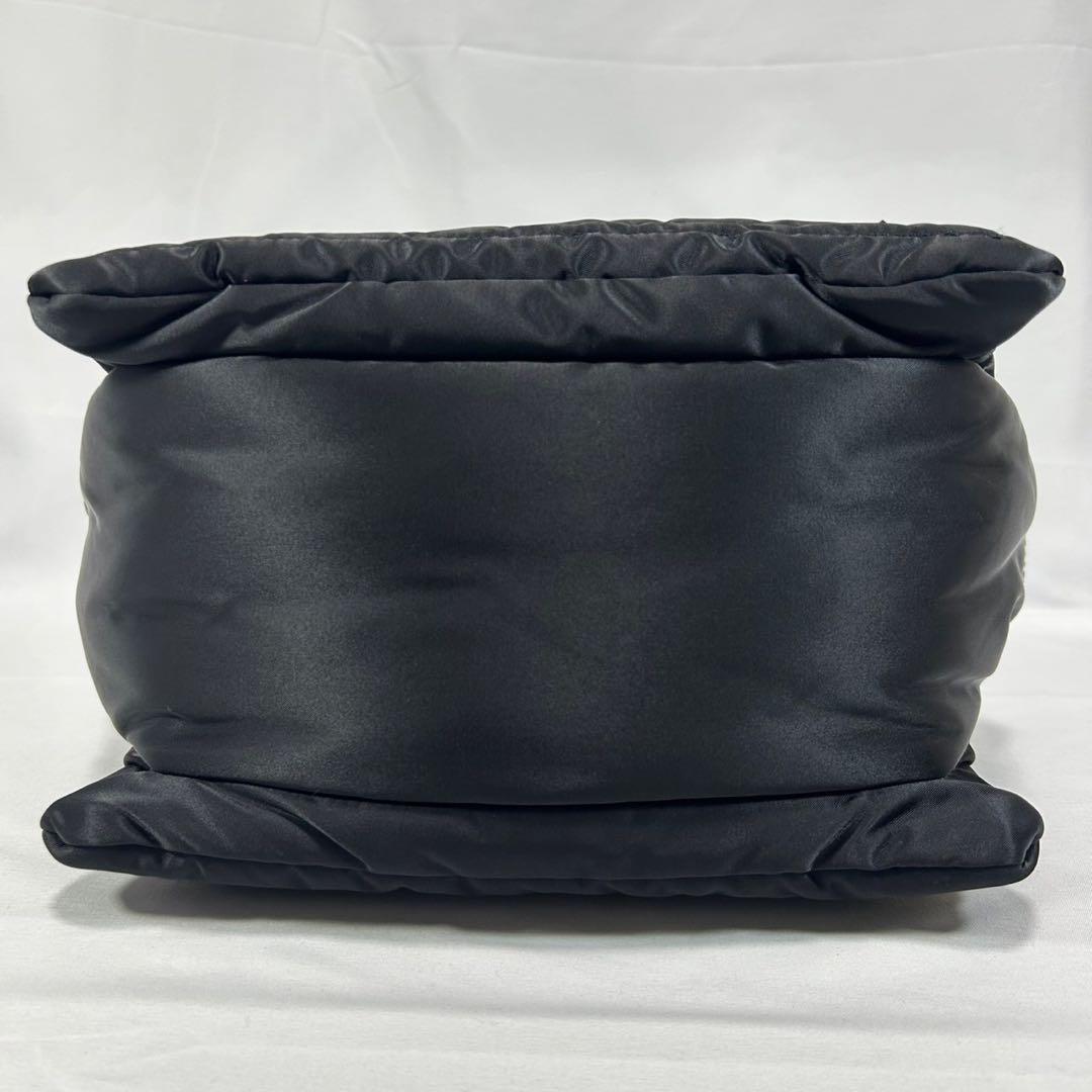 【未使用級】ヴィヴィアンウエストウッド アイダーダウン 2way ハンドバッグ