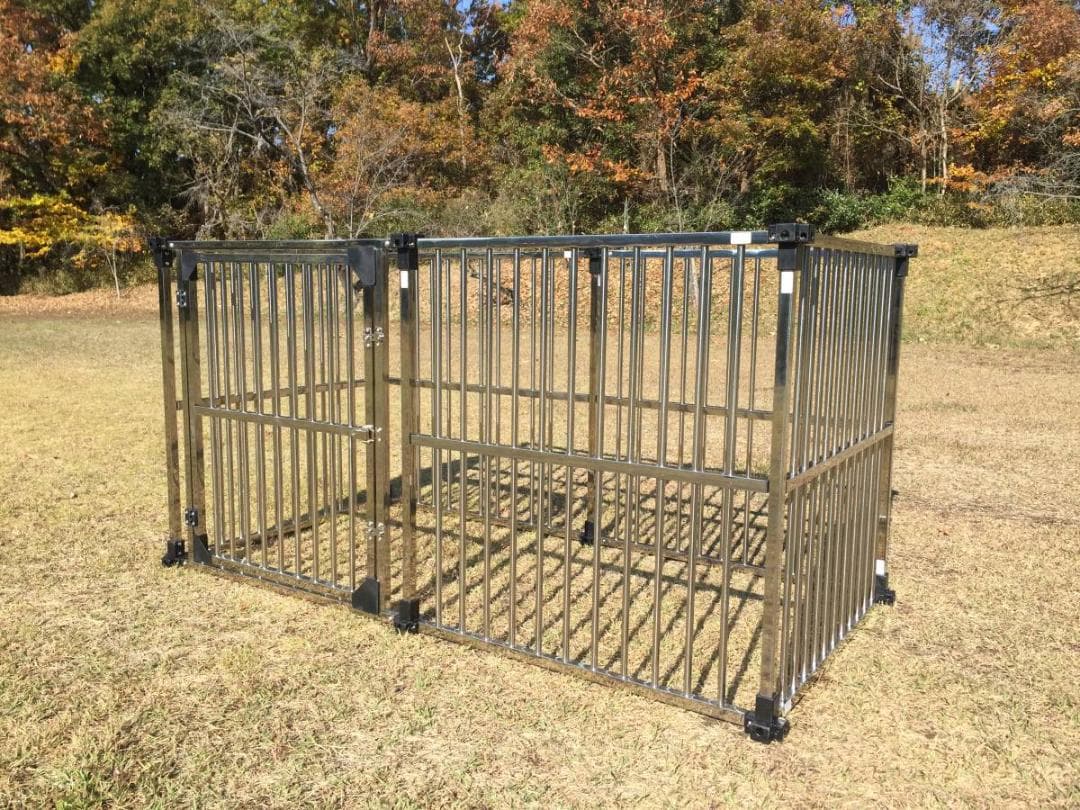 ステンレス製ドッグハウス　マルチサークルハウス　DFS-C1　屋外用