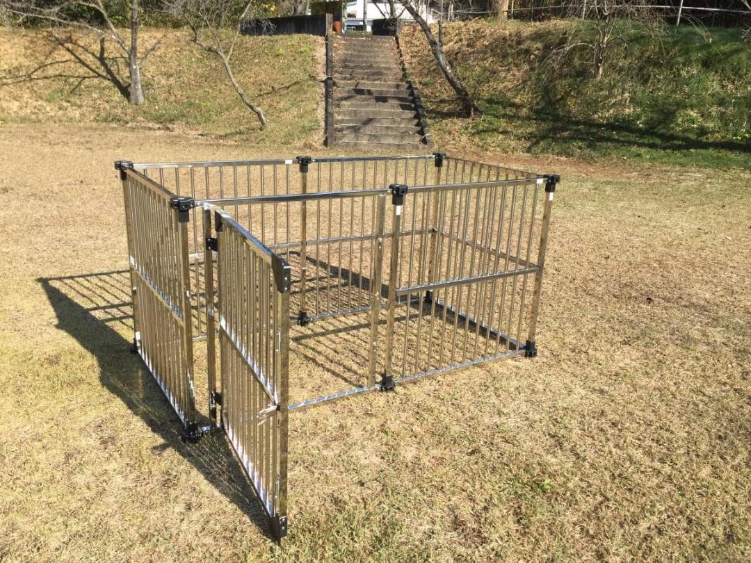 ステンレス製ドッグハウス　マルチサークルハウス　DFS-C1　屋外用