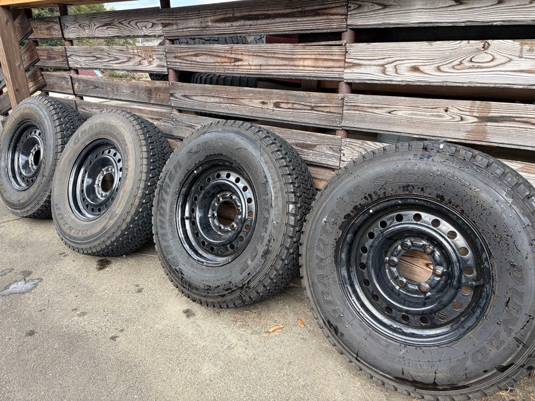 ハイラックスサーフ スタッドレスホイールセット235/80R16 2021年製