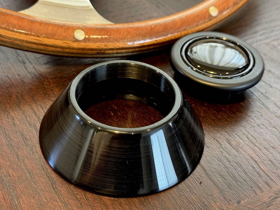 イギリス製当時物ステアリング中古品 momoボス48スプラインローバーミニbmc