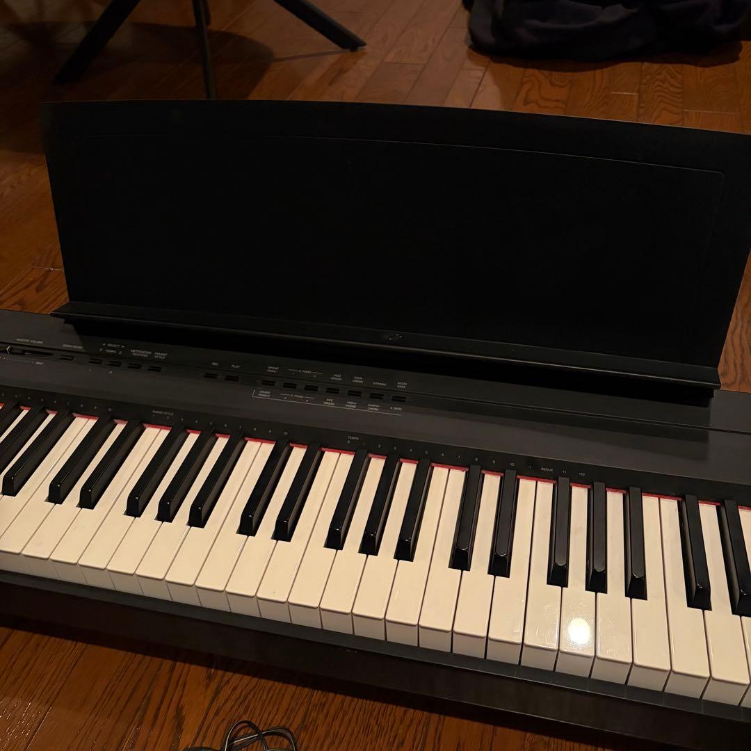YAMAHA ヤマハ P-105 電子ピアノ　譜面台　ペダル付き