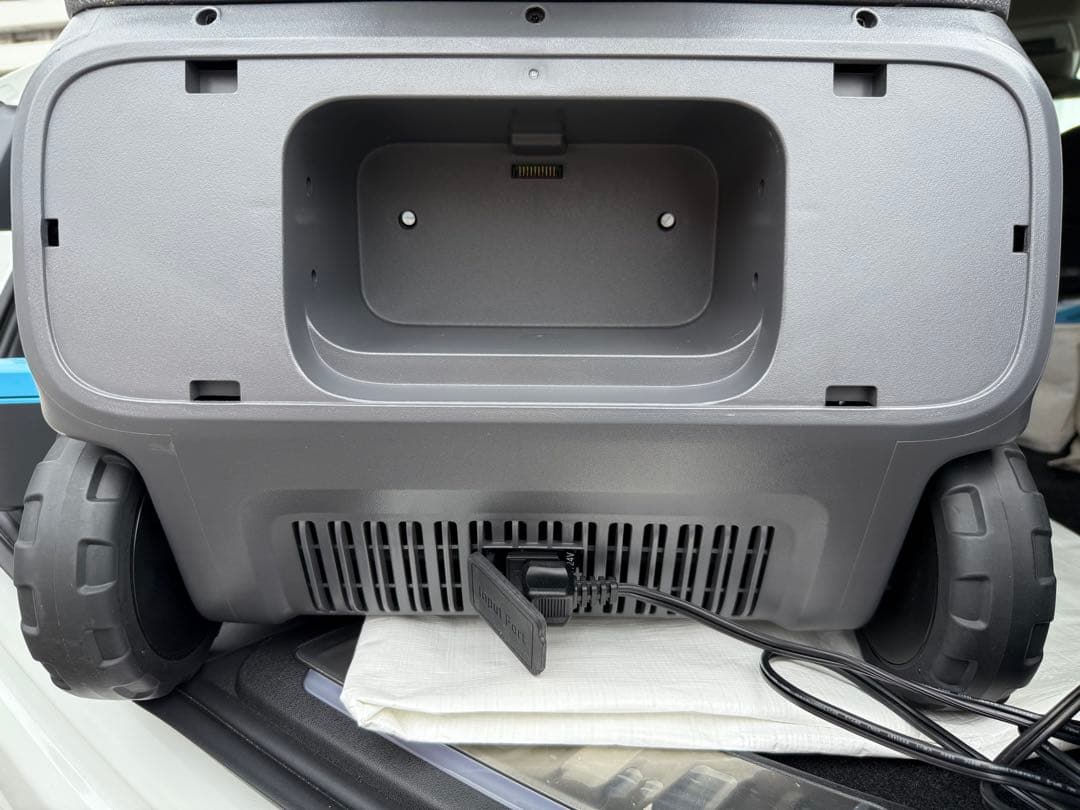 2気室 Anker EverFrost Powered Cooler 50