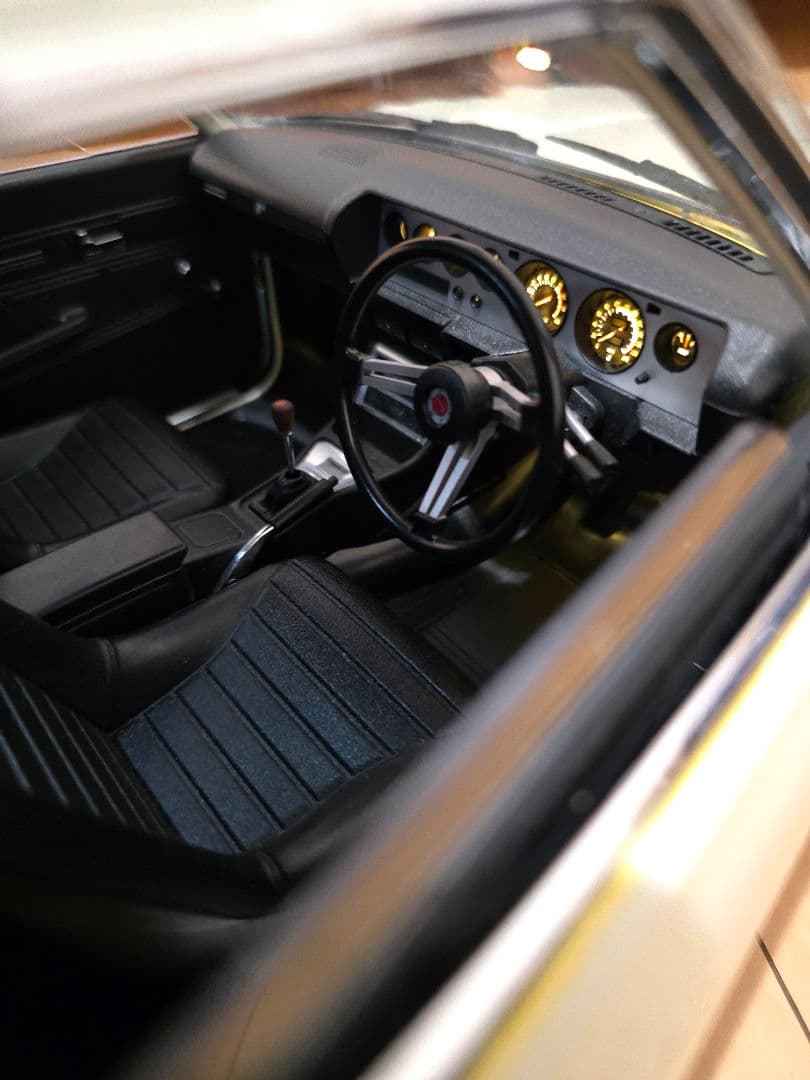 ディアゴステーニ1/8スカイライン2000 GT-R