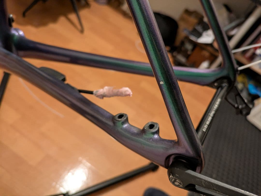 今月いっぱいで一旦終了予定Trek ÉMONDA SL 5ディスクフレームセット