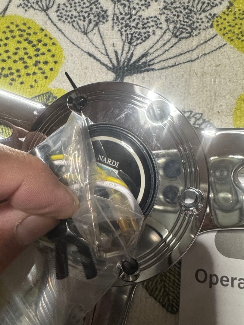 車ステアリング超特価❣️16