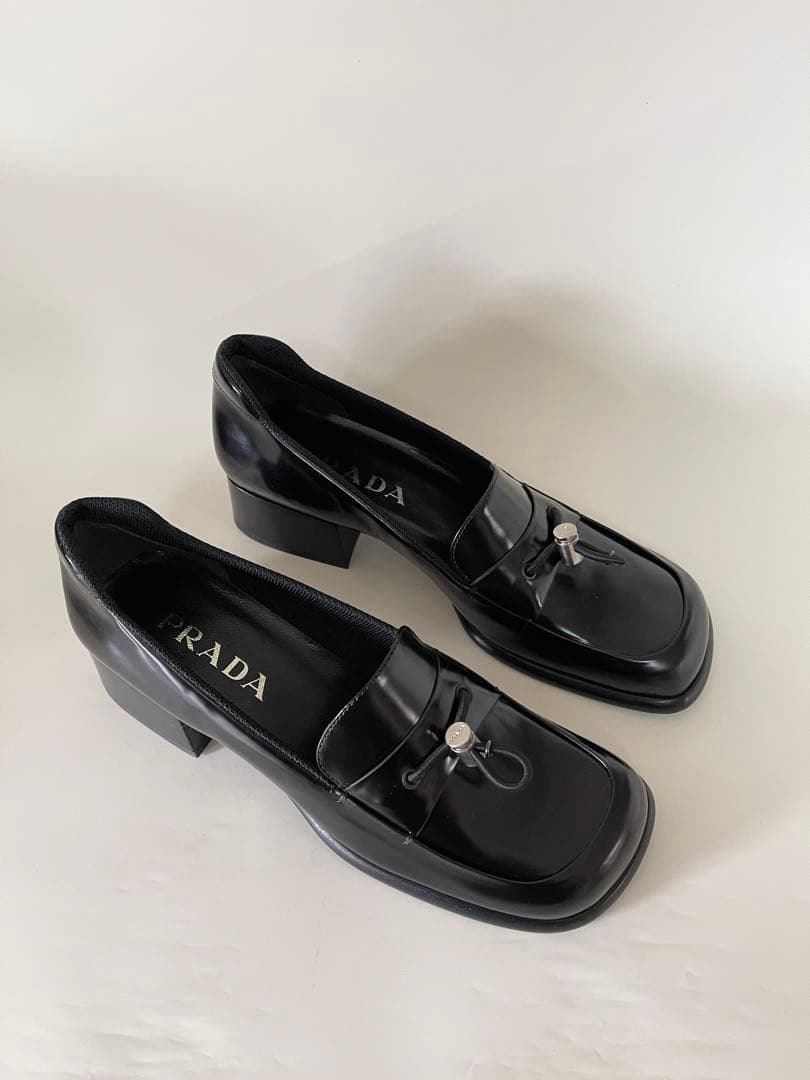 未使用保存品Pradaプラダ ブラックレザー ローファー革靴 パンプス