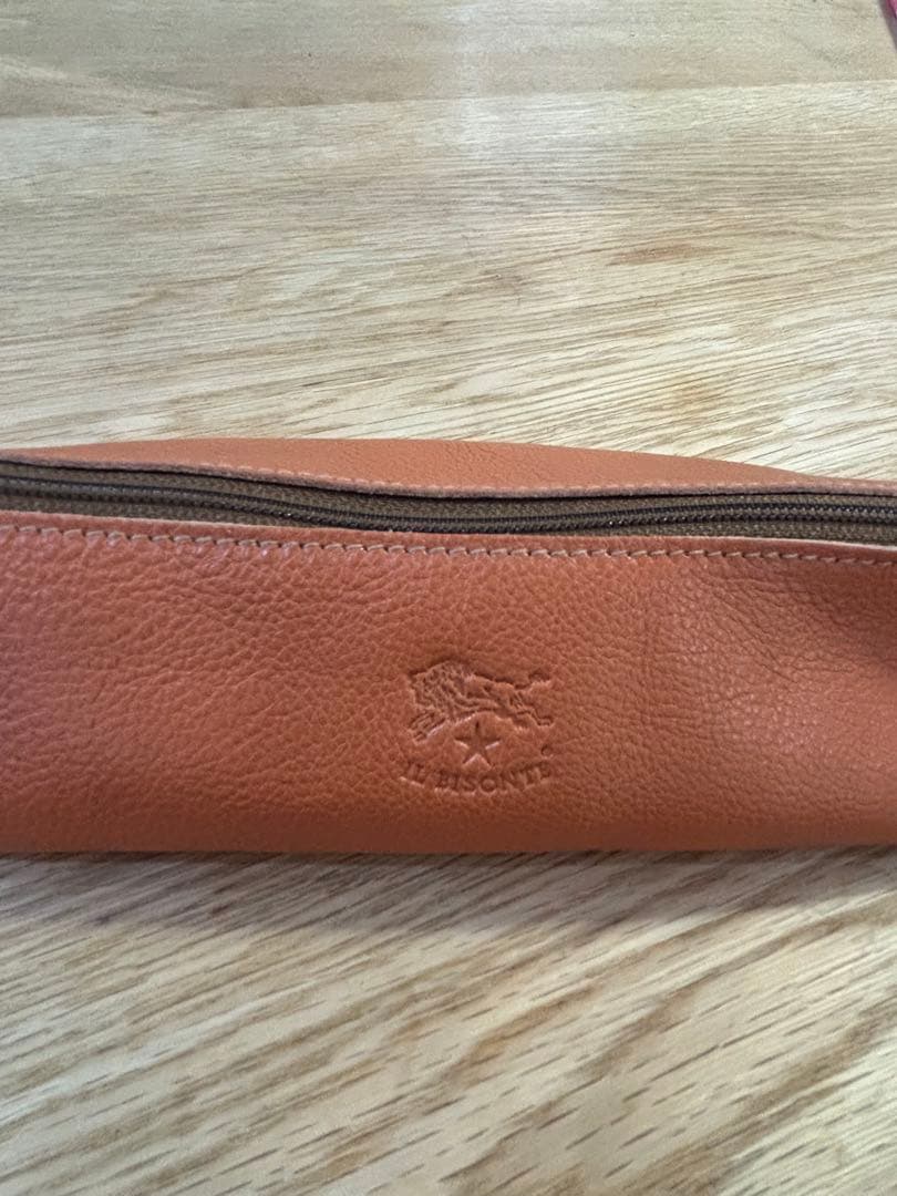 イルビゾンテ⭐︎IL BISONTE⭐︎レザー　ペンケース