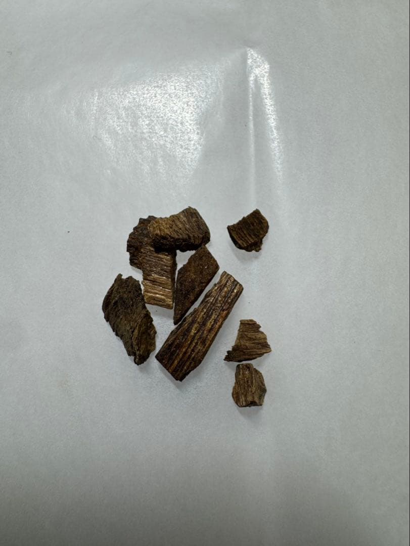 緑油伽羅　0.5グラム