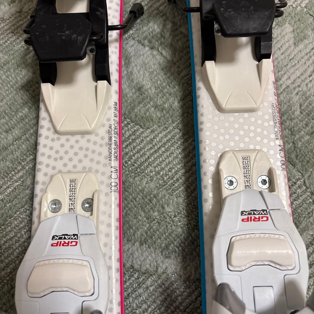 ROSSIGNOL ロシニョール　　スキー板 花火柄　100cm