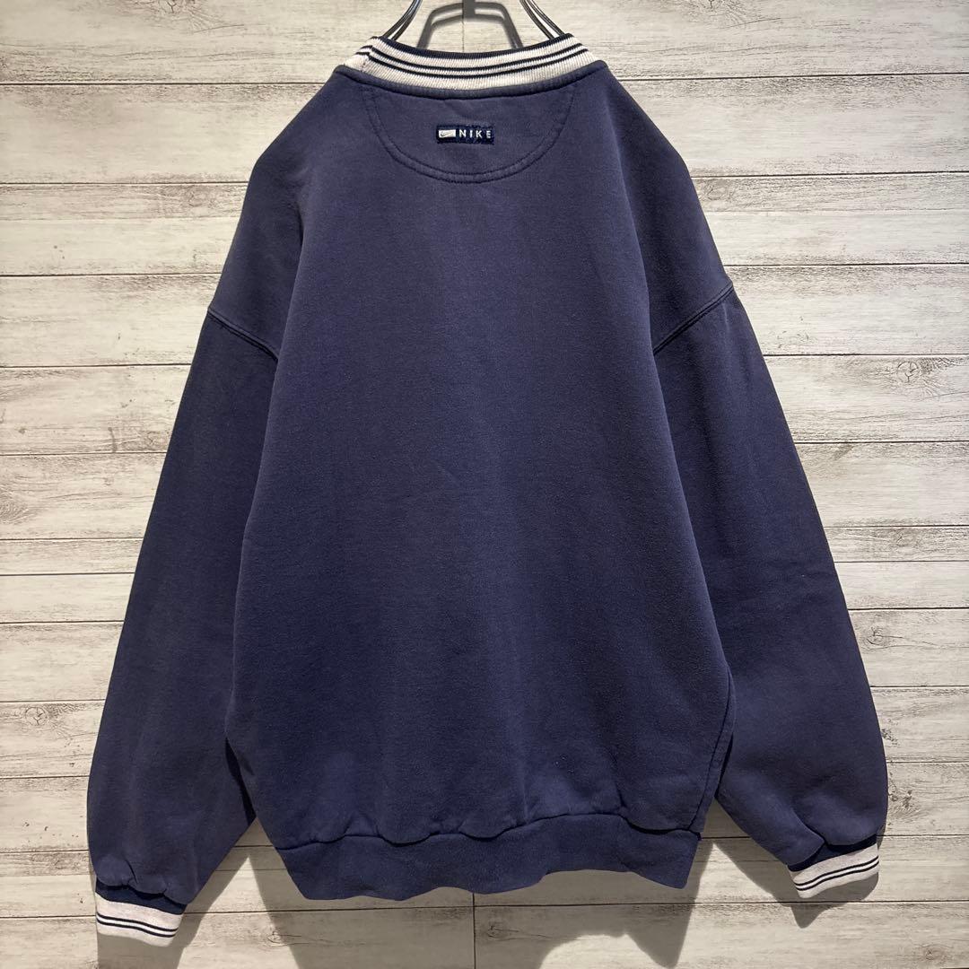 【即完売モデル】ナイキ☆ビック刺繍ロゴ　白タグ　人気デザイン　スウェット