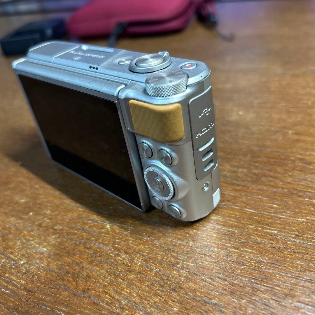 Canon PowerShot SX740 HS 使用イメージ付き