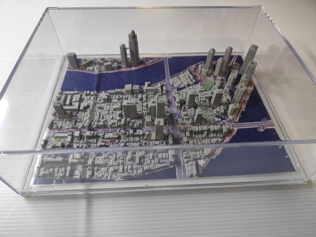 淳*次様 佃　月島　聖路加タワー周辺　都市模型　(透明ケース付)