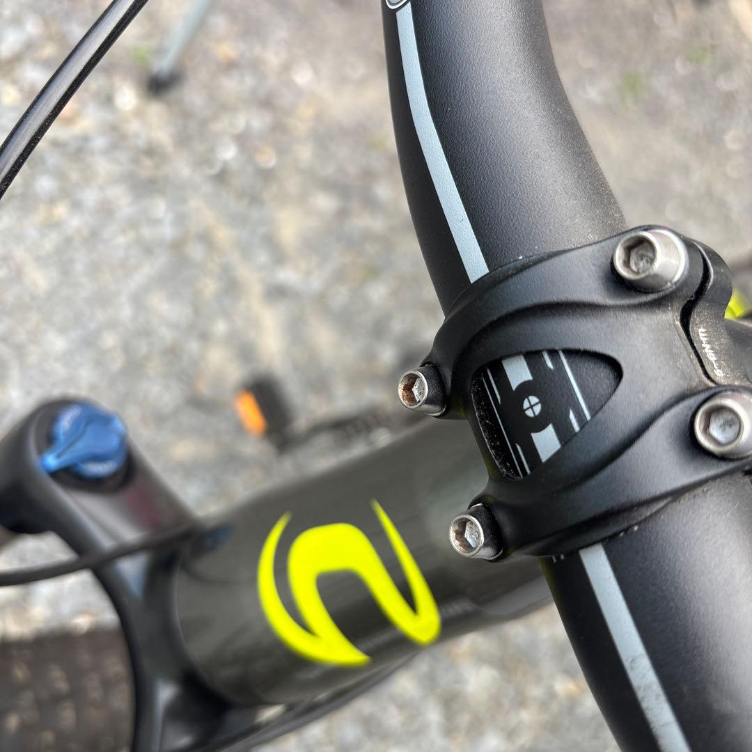 希少キャノンデール　cujo3 ブースト27.5+ Ｌサイズ　タイヤバックおまけ