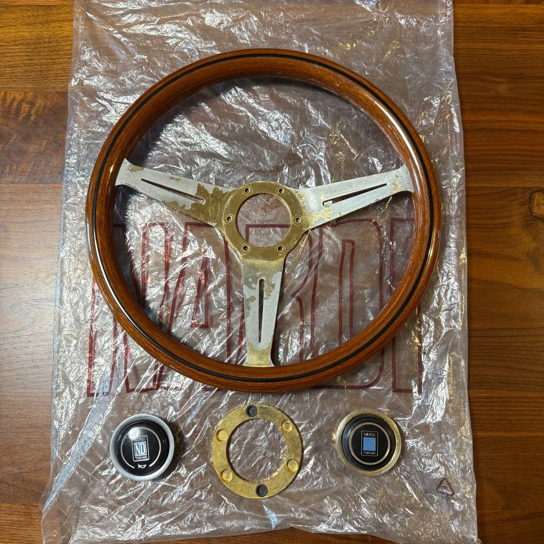 ナルディ ステアリング 36cm