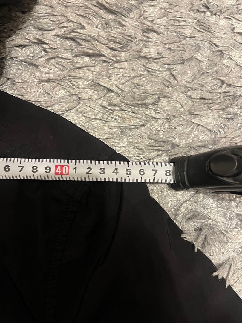 ナイロンジャケット 黒　ゴーグルフード付き