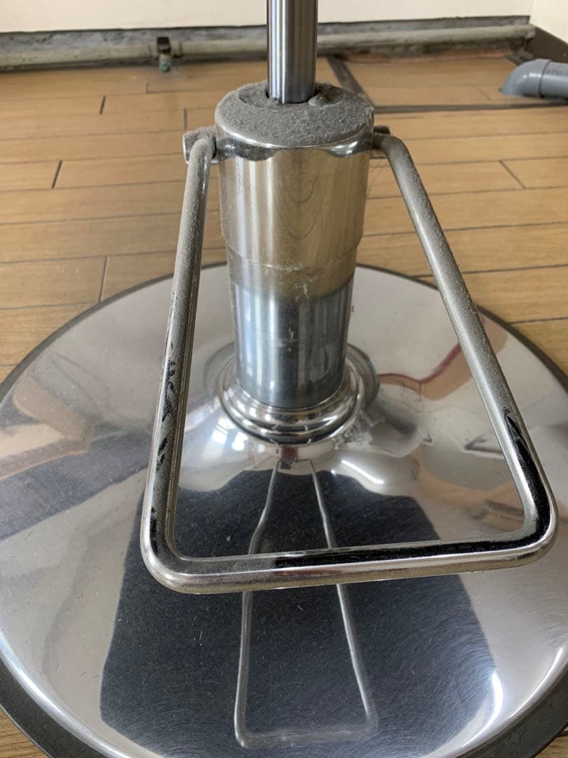 理容イス　美容イス　キッズチェアー　フェアレディZ赤