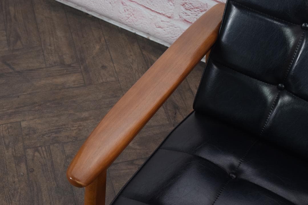 展示品　カリモク60 Kチェア スタンダードブラック　 W36170BW　13B