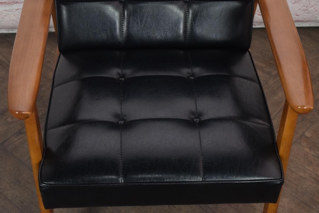 展示品　カリモク60 Kチェア スタンダードブラック　 W36170BW　13B