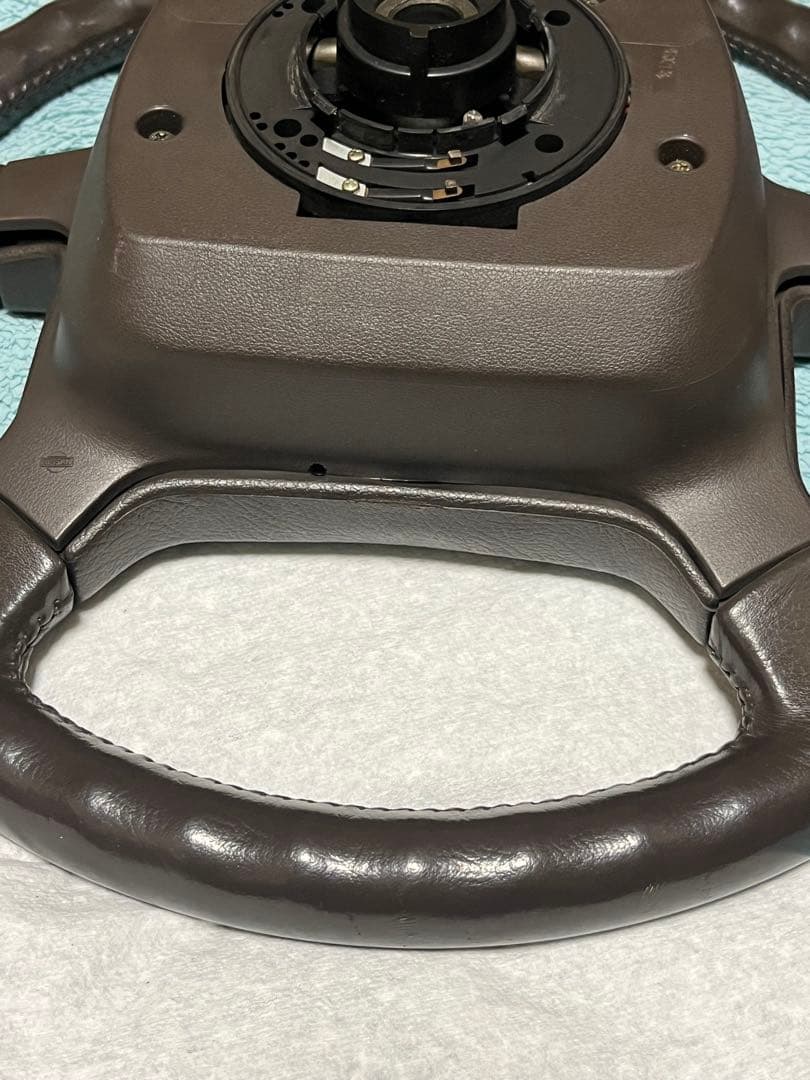 UF31 レパード　後期型　純正ステアリング　ブラウン　光通信