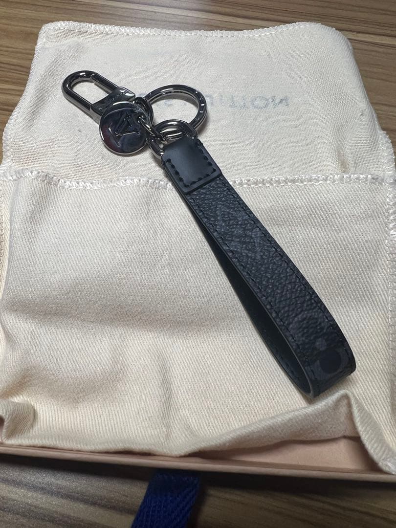 ルイヴィトン　キーホルダー　新品未使用　メッセージカード、紙袋付き