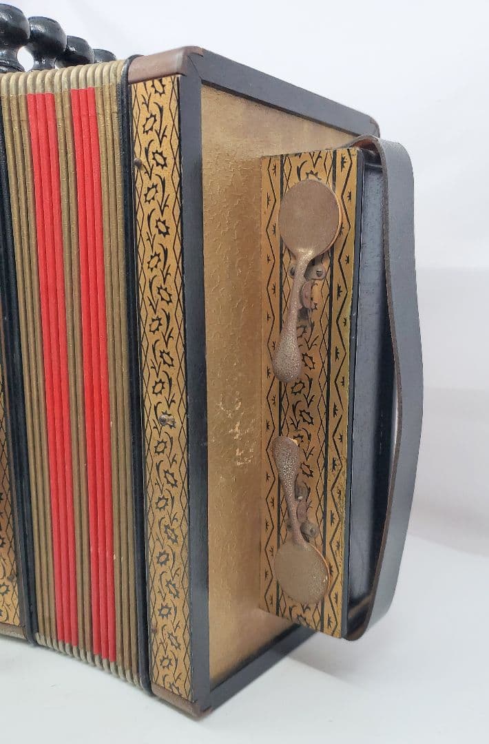 ホーナー／ダイアトニック・アコーディオン　Cチューニング　動作未確認