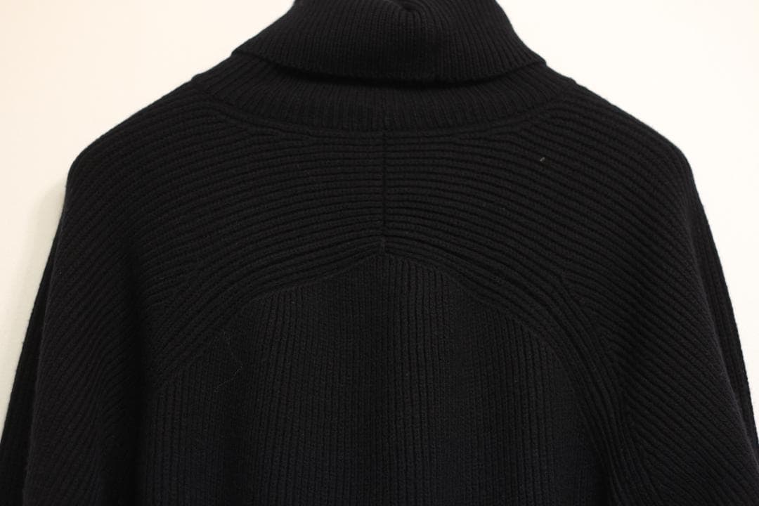 【美品/希少サイズ】AUBERGE タートルネック TRUFFORT ネイビー