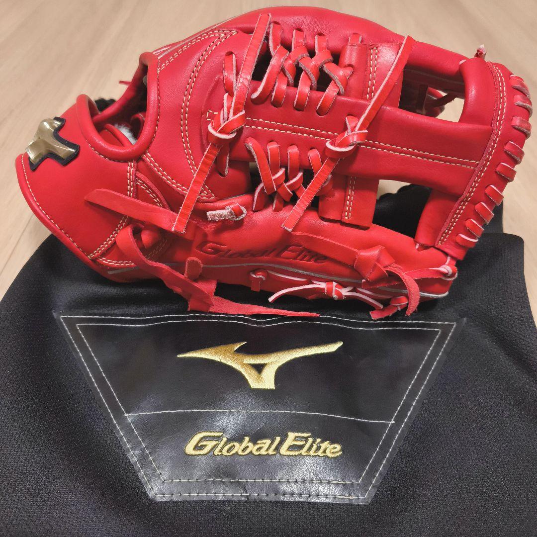 美品　MIZUNO グローバルエリート　大人用　軟式 内外野手グローブ　専用袋付